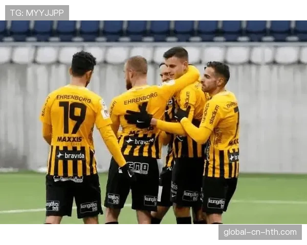 里昂2-0完胜尼斯，豪取各项赛事13连胜紧追榜首