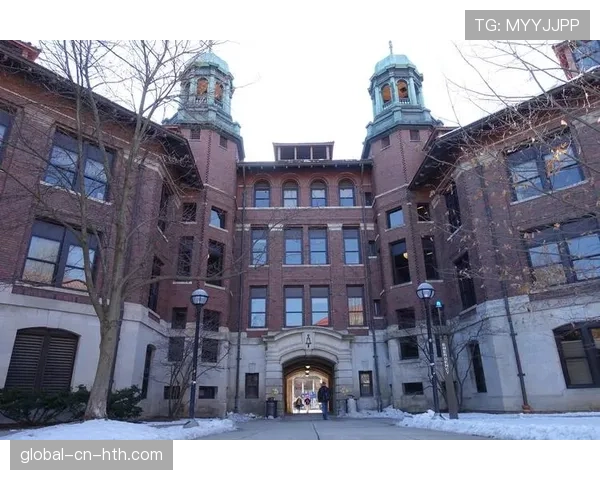 大学锦标赛爆冷:2号种子密歇根大学加时憾负13号种子圣劳伦斯大学 大学锦标赛爆冷:2号种子密歇根大学加时憾负13号种子圣劳伦斯大学