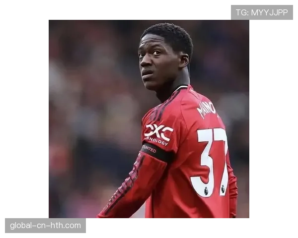 评论：尽管获胜，但曼联过度依赖边路传中的单一战术引发担忧