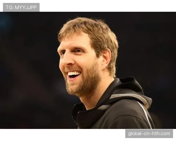 最后一舞：确认赛季末退役的波鸿老将洛西利亚主场谢幕